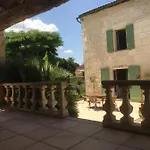 Le Hangar *