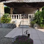 Le Hangar