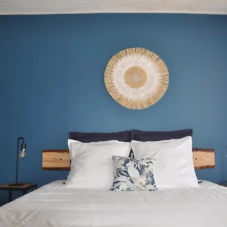 Le Hangar * Saint-Jean-dʼAngély