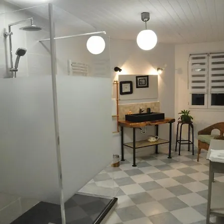 Séjour chez l'habitant Le Hangar *